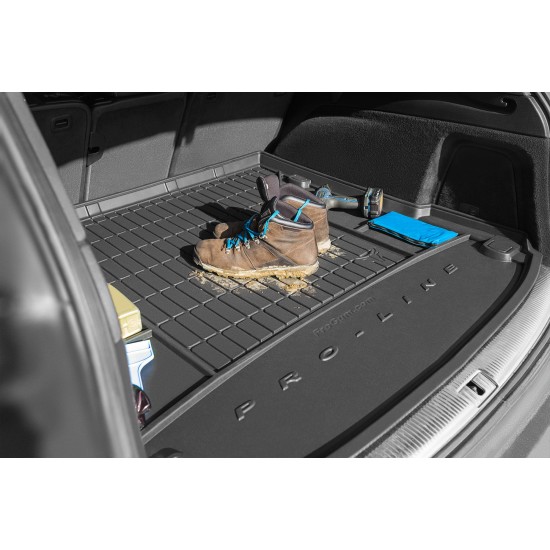 Гумена стелка за багажник Frogum за Toyota Avensis III Touring Sport след 2009 година-Стелки за багажник%